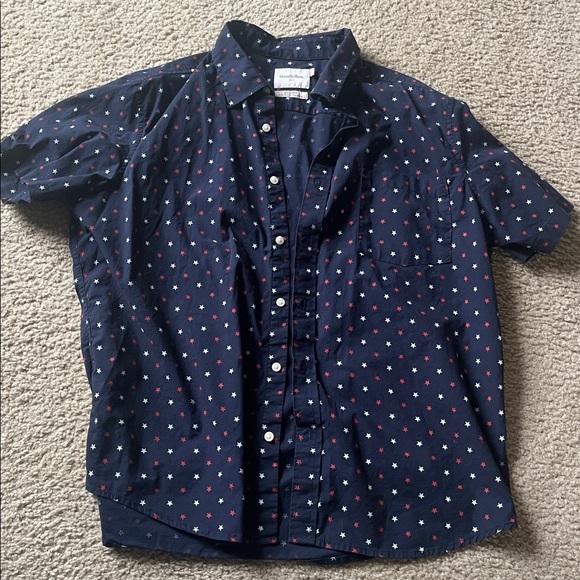 Goodfellow & Co Men's Star Print Short Sleeve Button-Down Shirt - Picture 4 of 6